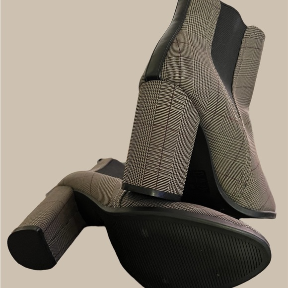 George boots - Picture 3 of 4